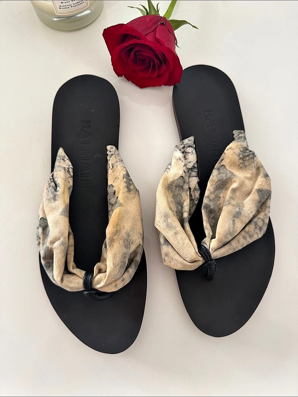 Balmain Printed Toe-Loop Flat Sandals
